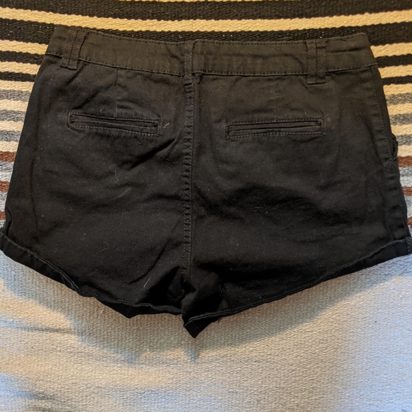 Black shorts!🌞 - Picture 3 of 3